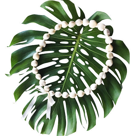 Kukui Nut Lei white